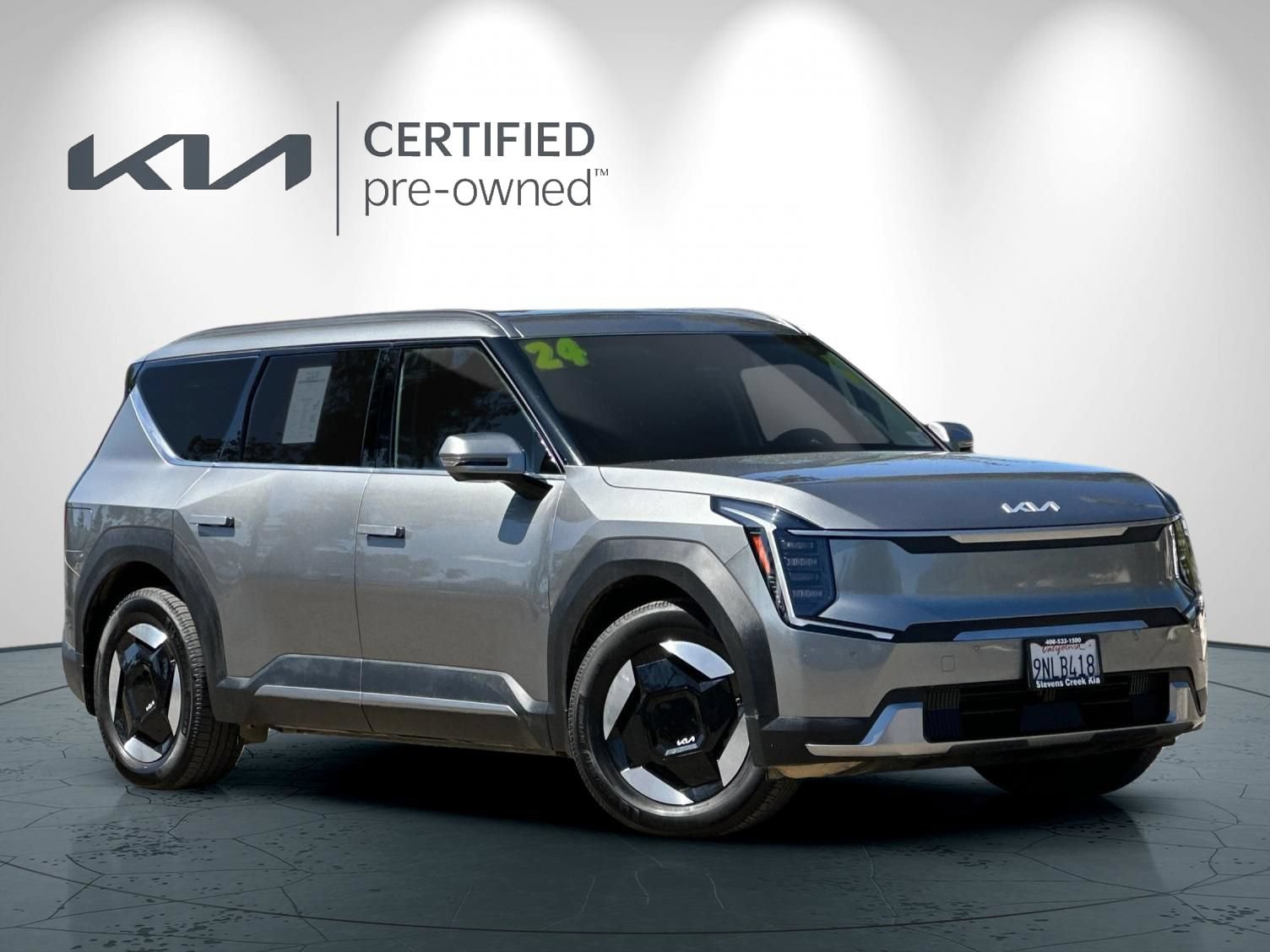 Certified 2024 Kia EV9 Wind AWD/4WD image 2