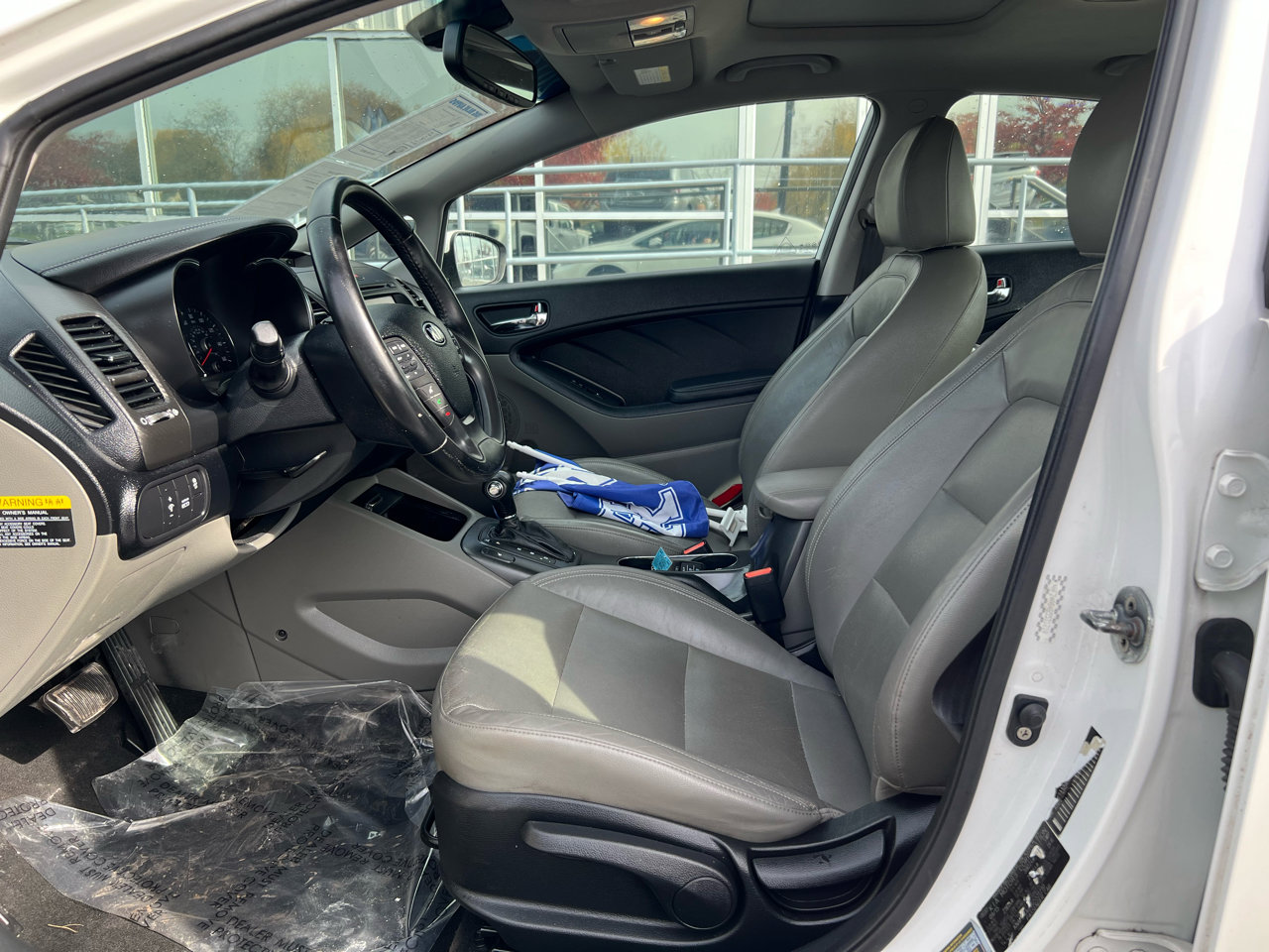 Used 2016 Kia Forte EX w/ EX Premium Package image 11