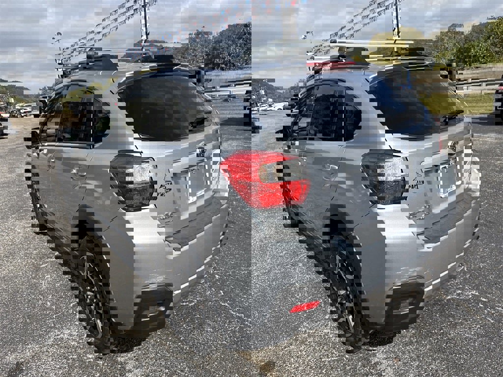 Used 2016 Subaru Crosstrek 2.0i Premium w/ Moonroof Package image 6