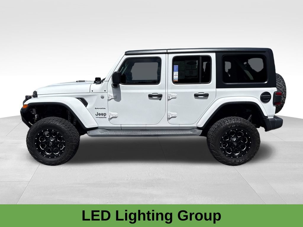 Used 2018 Jeep Wrangler Unlimited Sahara w/ LED Lighting Group AWD/4WD image 4