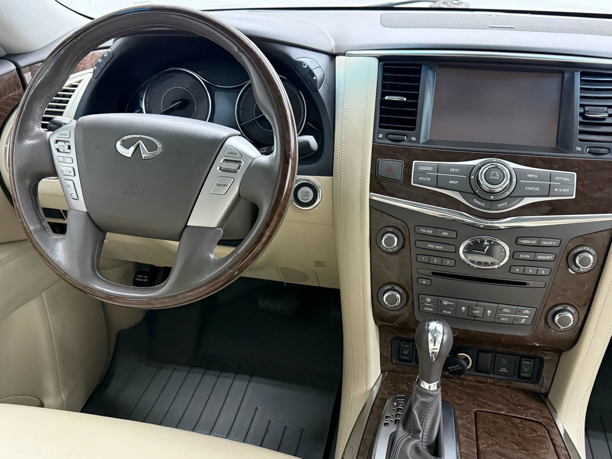 Used 2017 INFINITI QX80 2WD image 39