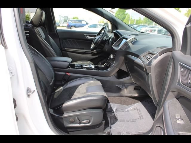Used 2020 Ford Edge ST w/ Equipment Group 401A AWD/4WD image 21