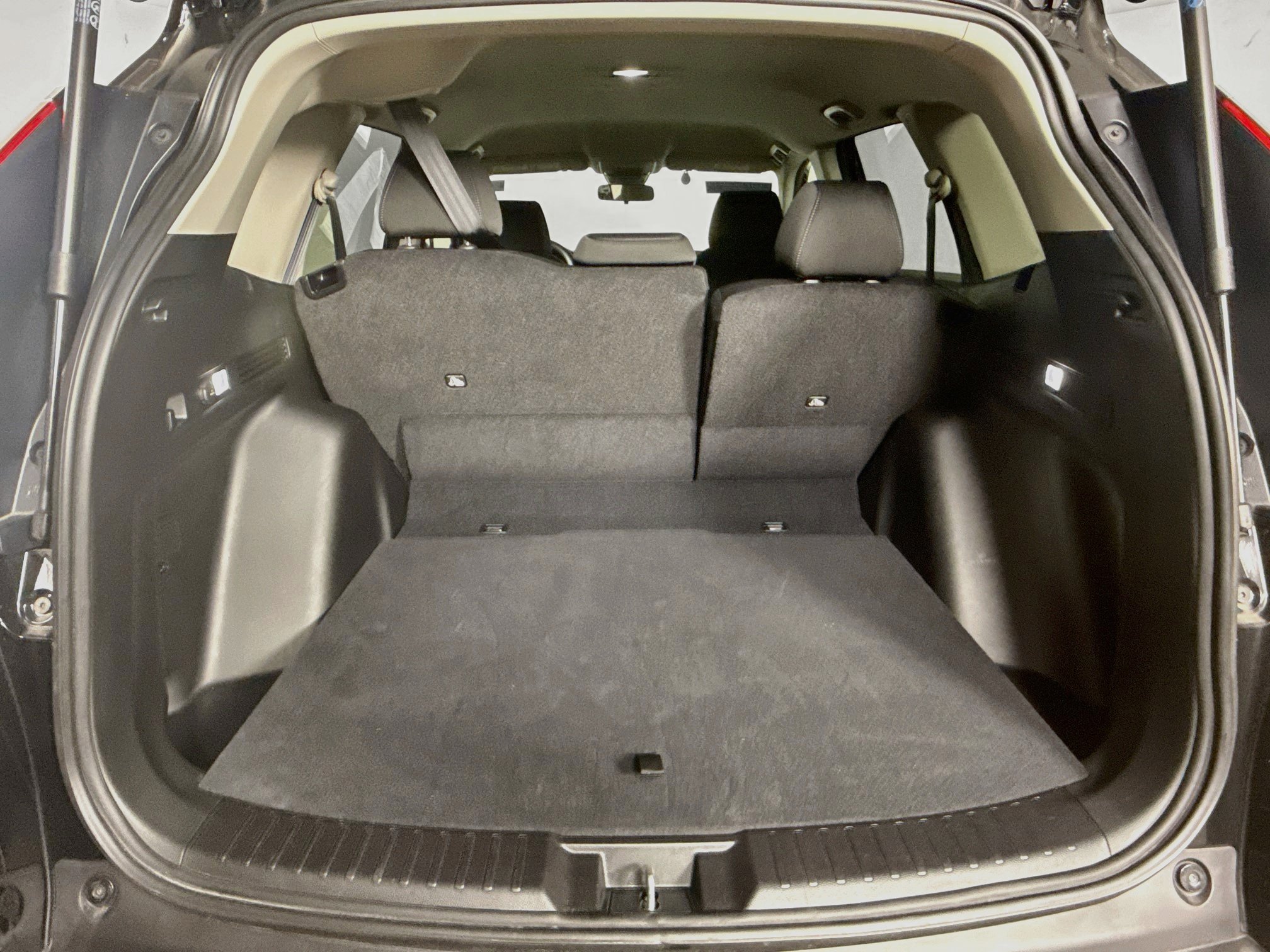 Used 2025 Honda CR-V LX image 31