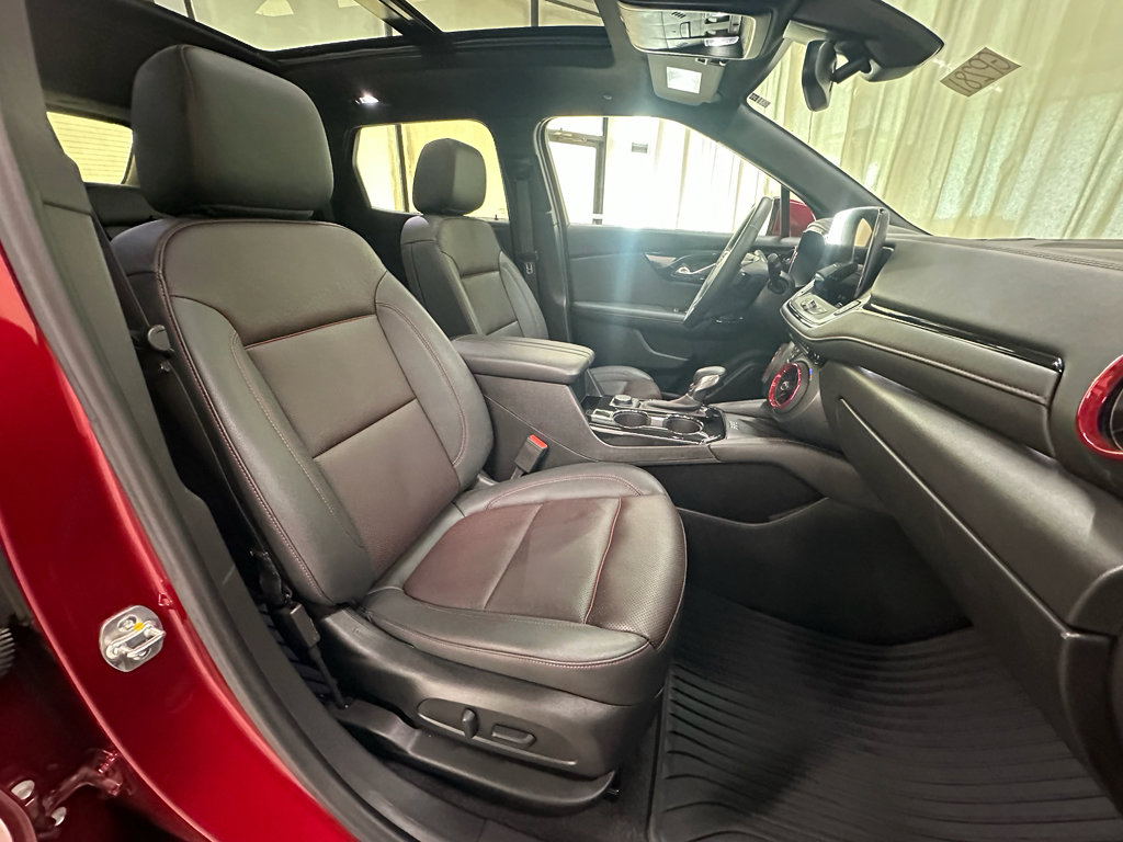 Certified 2025 Chevrolet Blazer RS w/ Enhanced Convenience Package AWD/4WD image 18
