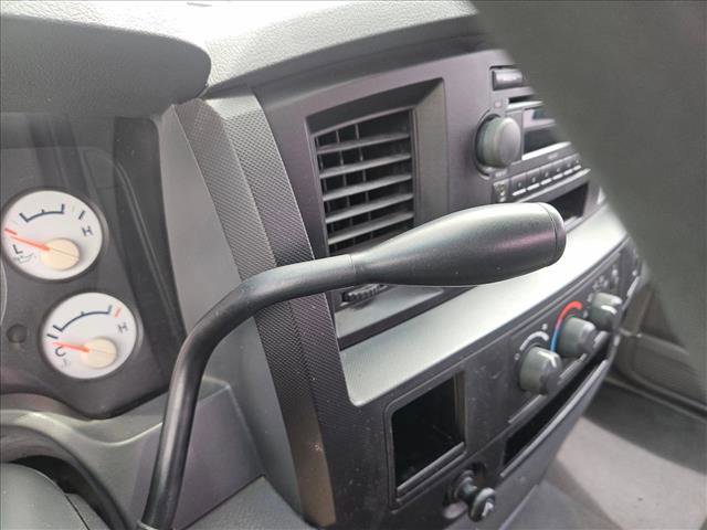 Used 2007 Dodge Ram 1500 Truck ST w/ SXT Group image 18