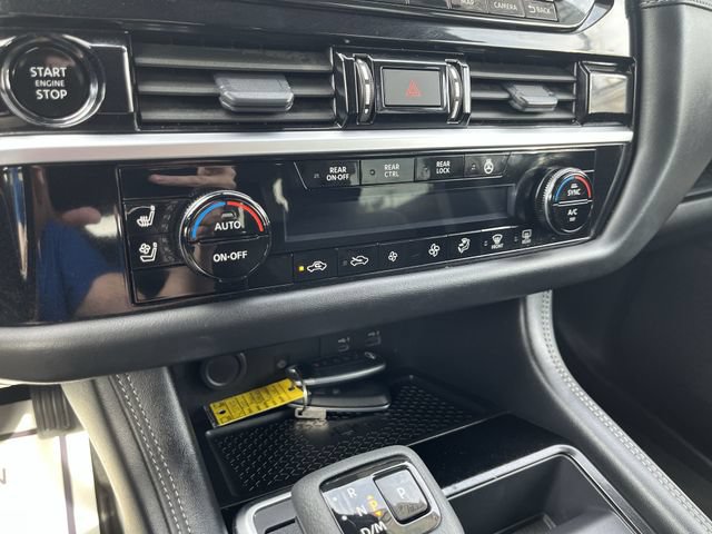 Certified 2025 Nissan Pathfinder Platinum w/ Cargo Package FWD image 19