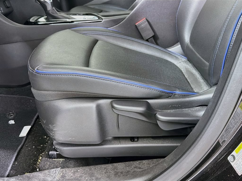 Used 2025 Buick Encore GX Sport Touring FWD image 22