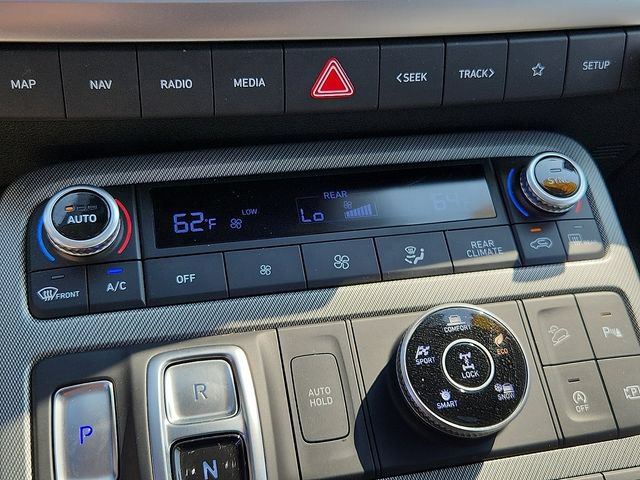 Used 2025 Hyundai Palisade SEL AWD/4WD image 16