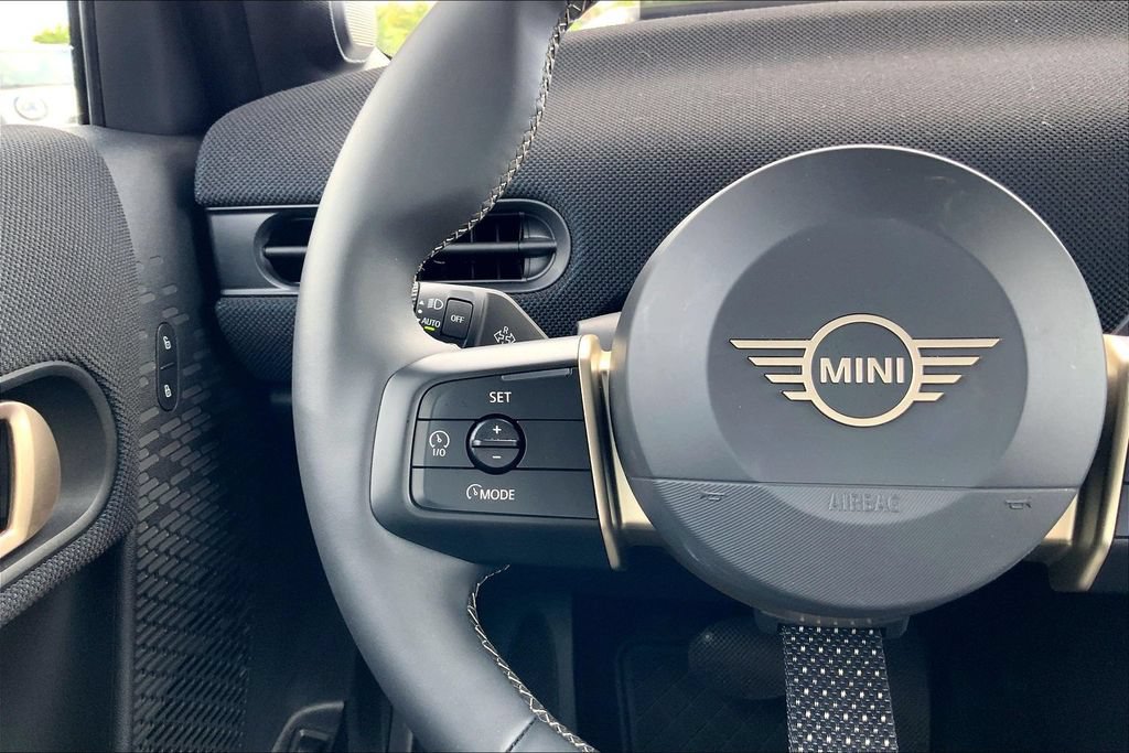 Certified 2026 MINI Cooper S FWD image 20