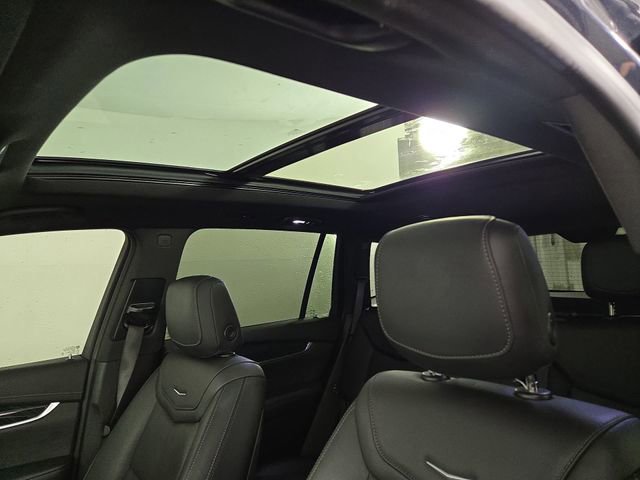 Used 2022 Cadillac XT6 Premium Luxury image 31