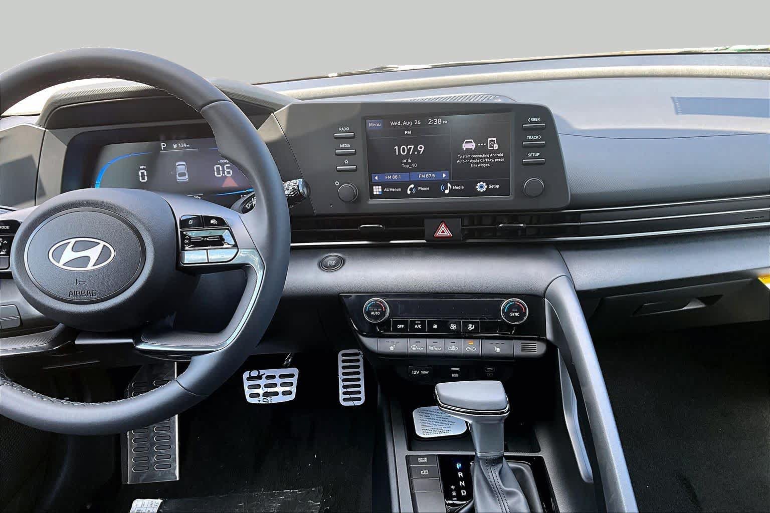 New 2026 Hyundai Elantra SEL Sport FWD image 6
