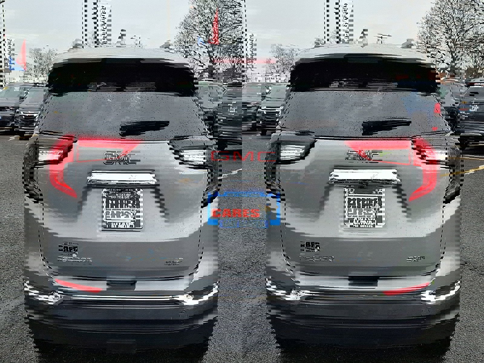 Used 2024 GMC Terrain SLT image 5