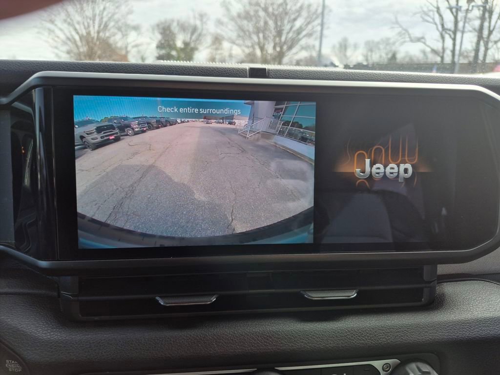 Used 2024 Jeep Wrangler Sport S image 15