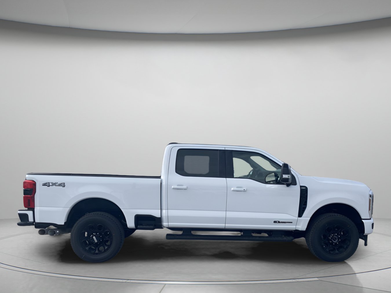 New 2026 Ford F250 Lariat w/ Black Appearance Package AWD/4WD image 2