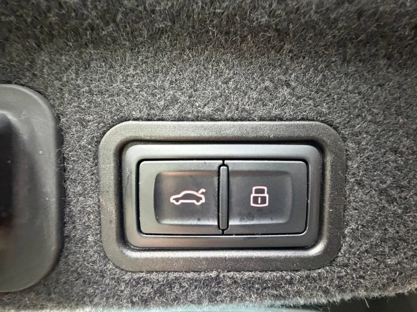 Used 2017 Audi S8 Plus AWD/4WD image 20