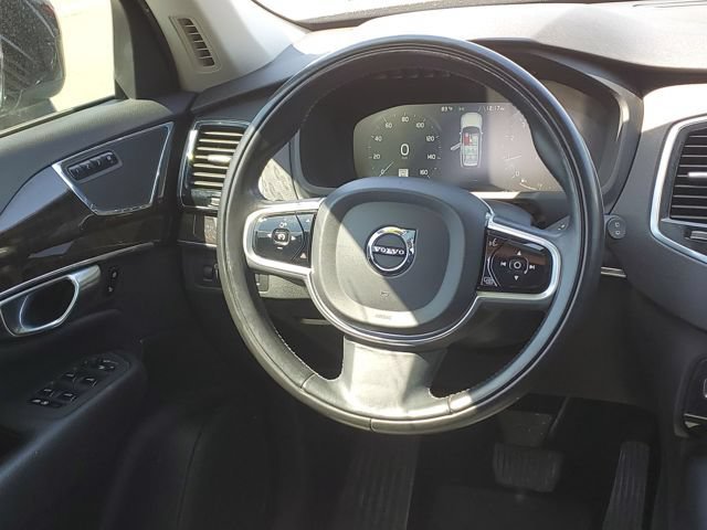 Used 2018 Volvo XC90 T5 Momentum w/ Convenience Package FWD image 28