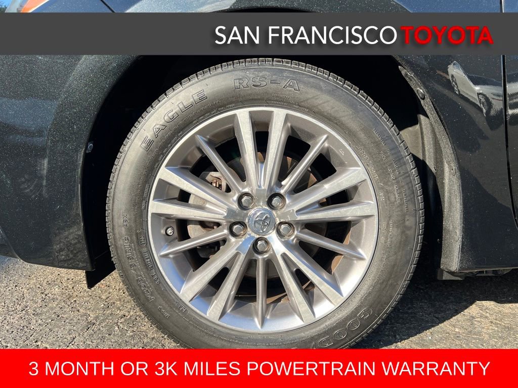 Used 2015 Toyota Corolla LE image 9