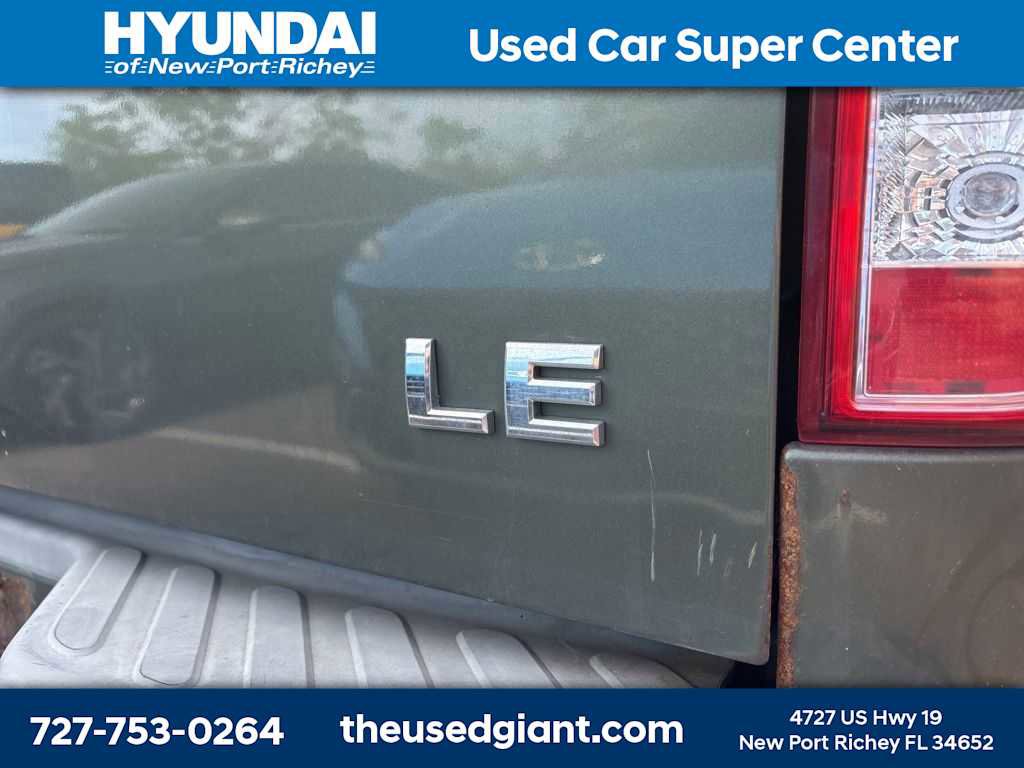 Used 2005 Nissan Frontier LE w/ (X01) Leather Pkg image 5