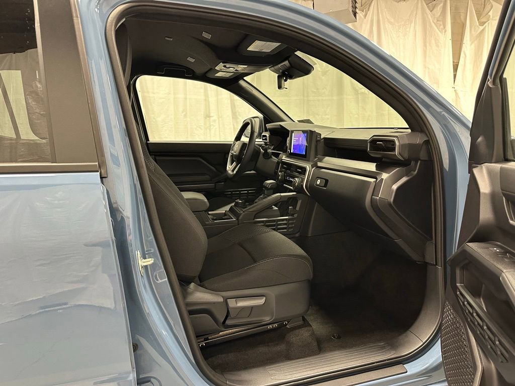 Used 2025 Toyota 4Runner SR5 image 56