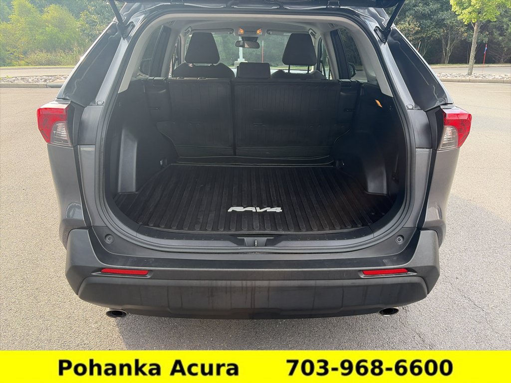 Used 2021 Toyota RAV4 XLE AWD/4WD image 22