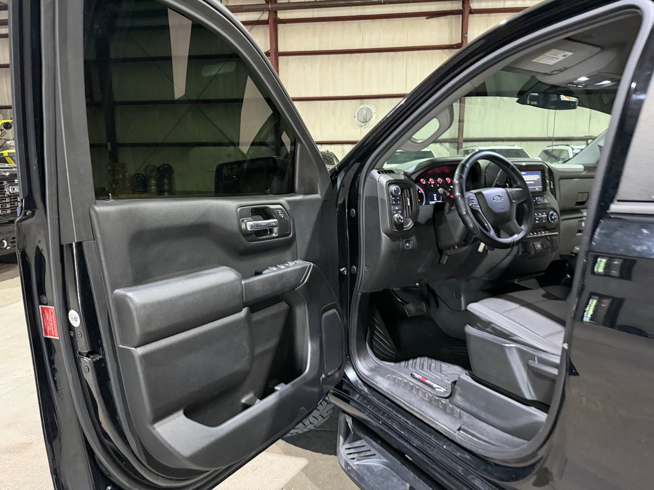Used 2020 Chevrolet Silverado 1500 Custom Trail Boss w/ Custom Convenience Package AWD/4WD image 12