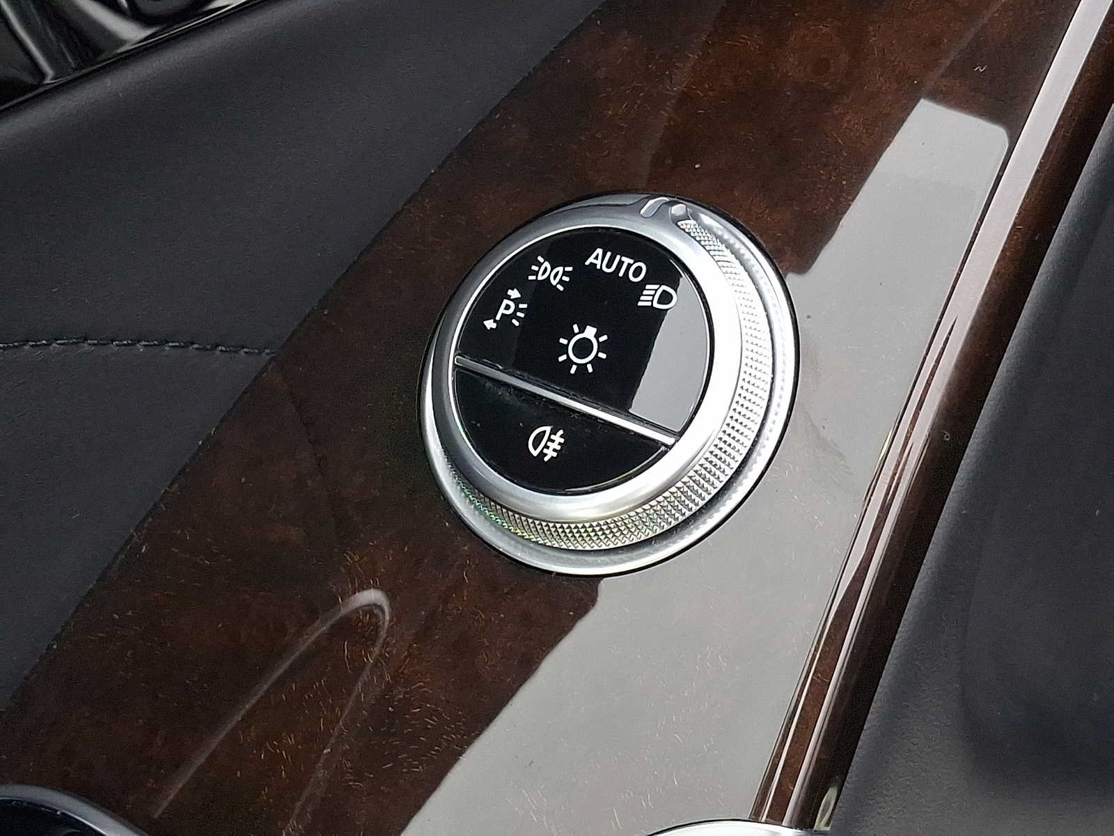 Certified 2022 Mercedes-Benz S 500 4MATIC image 22