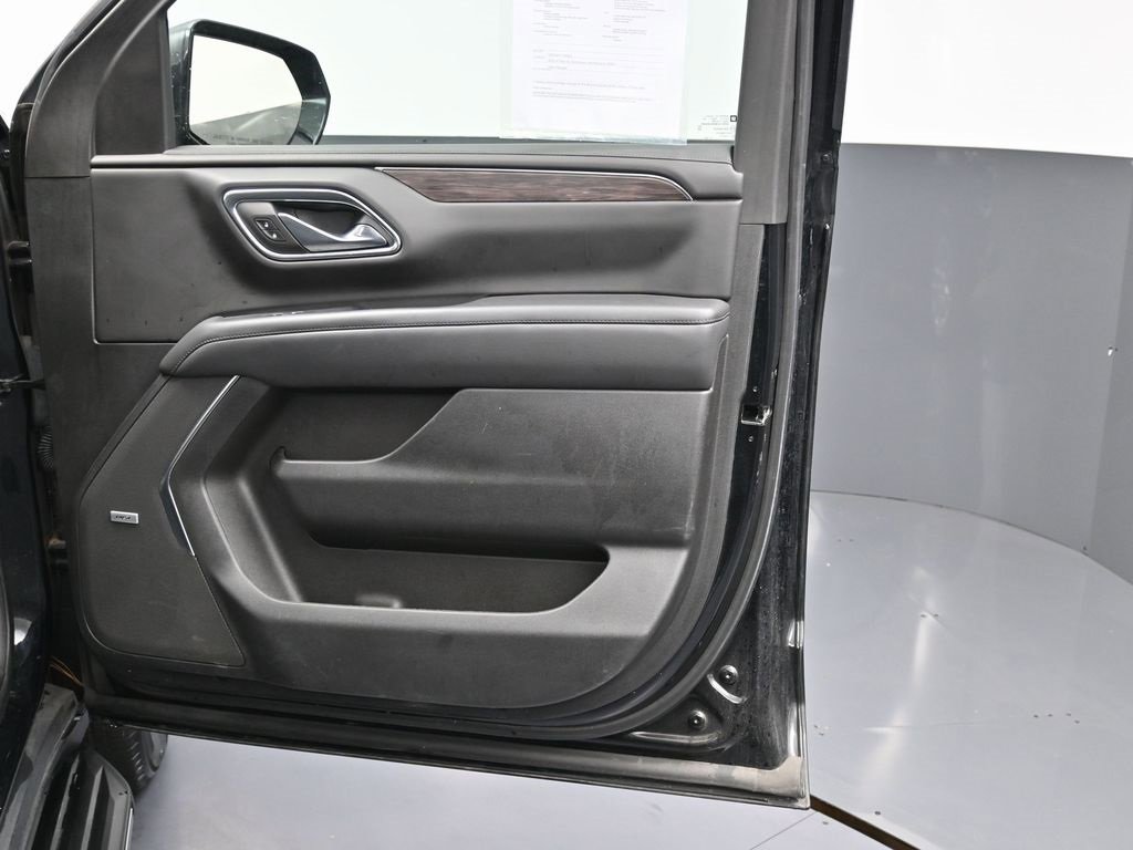 Used 2023 Chevrolet Tahoe LT image 39