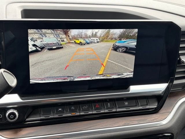 Used 2025 GMC Sierra 1500 SLT image 3