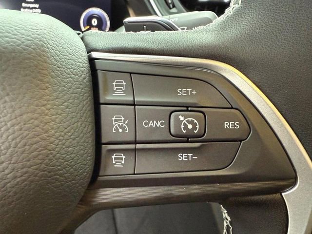 New 2025 Jeep Grand Cherokee L Altitude image 24