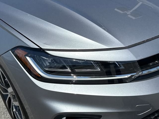 Used 2025 Volkswagen Jetta SE image 12