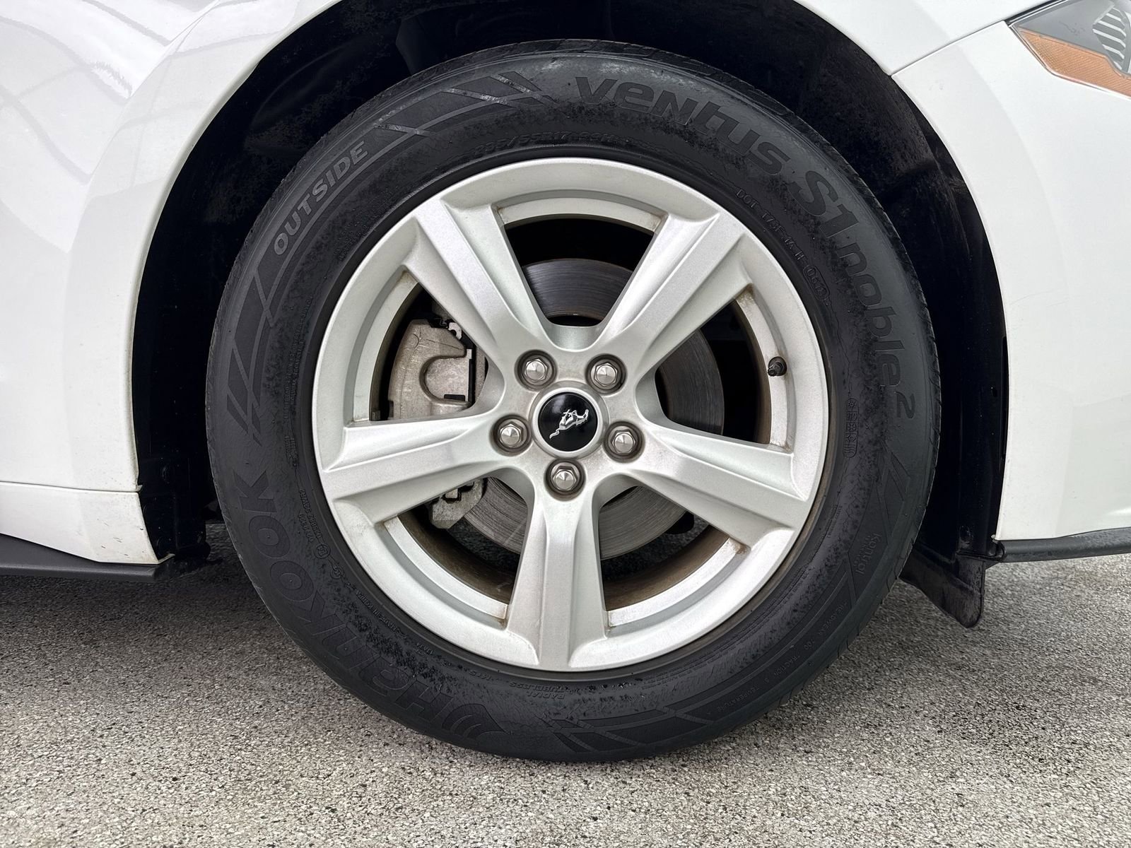 Used 2018 Ford Mustang EcoBoost image 35