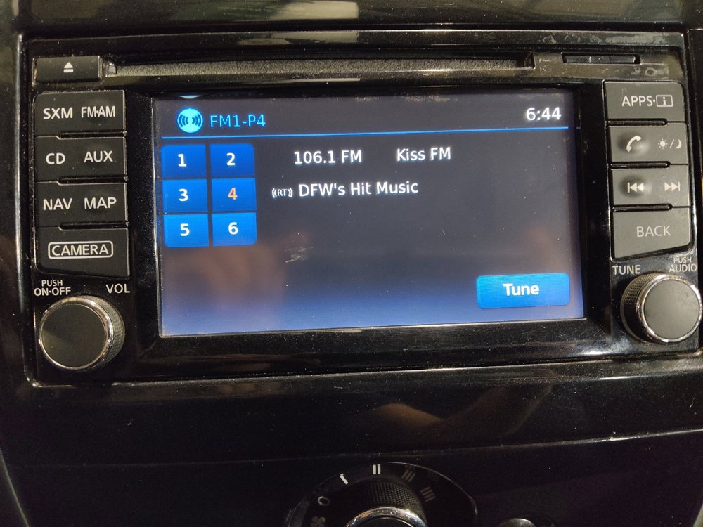 Used 2015 Nissan Versa Note SV image 25