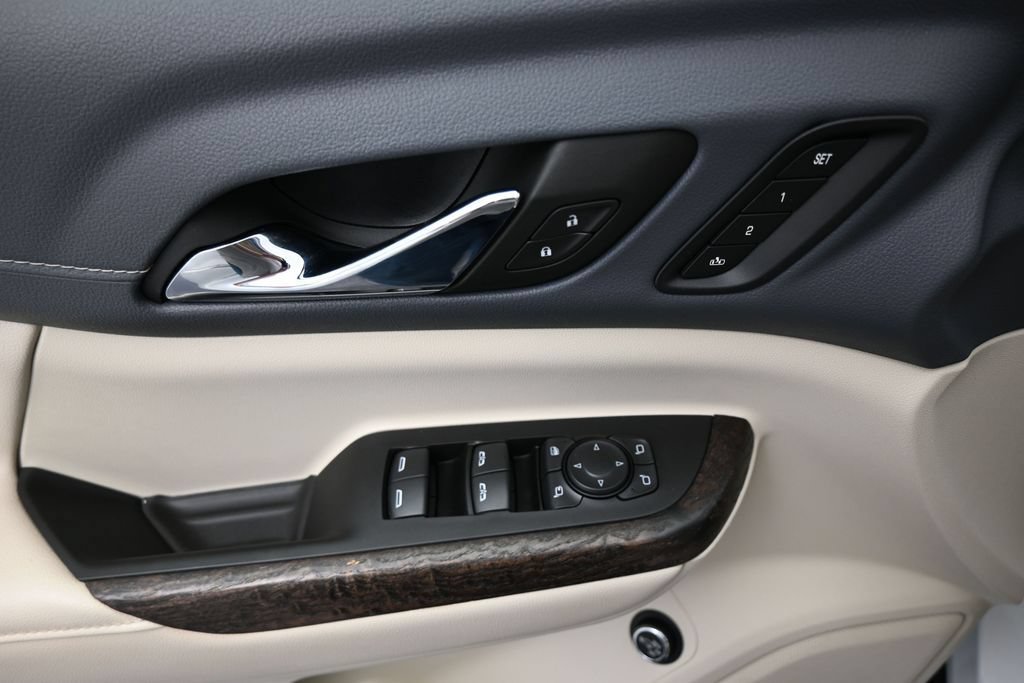 Used 2023 GMC Acadia Denali AWD/4WD image 11