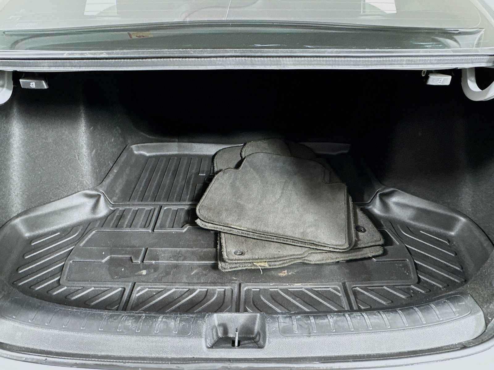 Used 2022 Honda Civic EX image 19