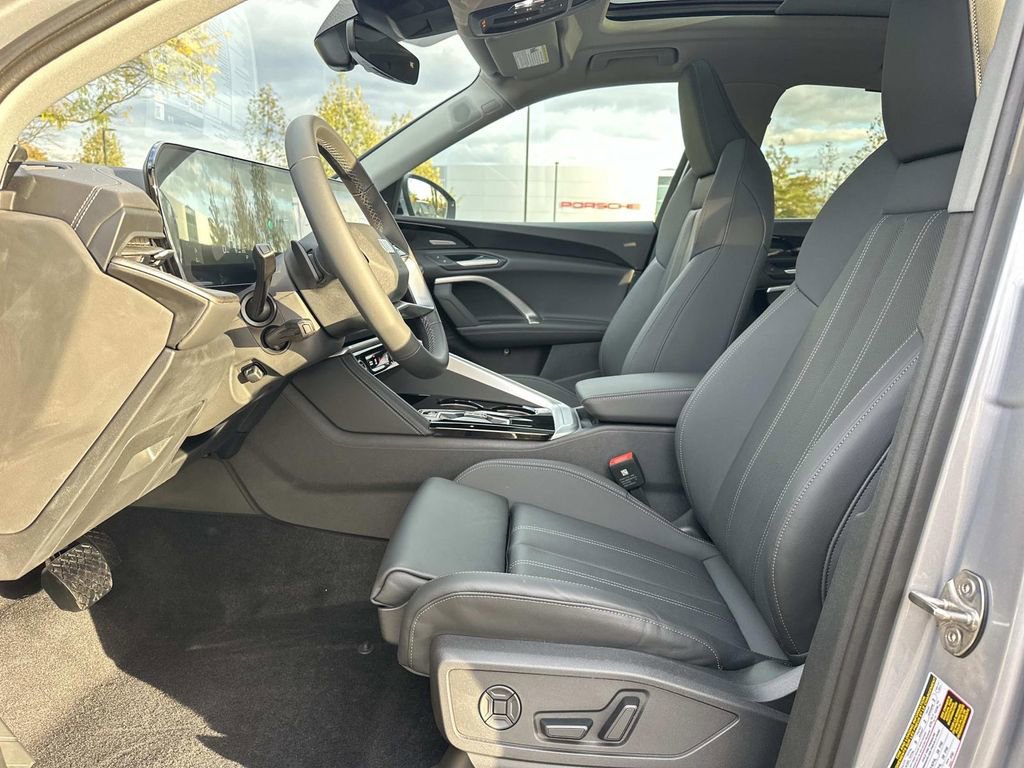 New 2025 Audi Q5 Premium Plus image 25