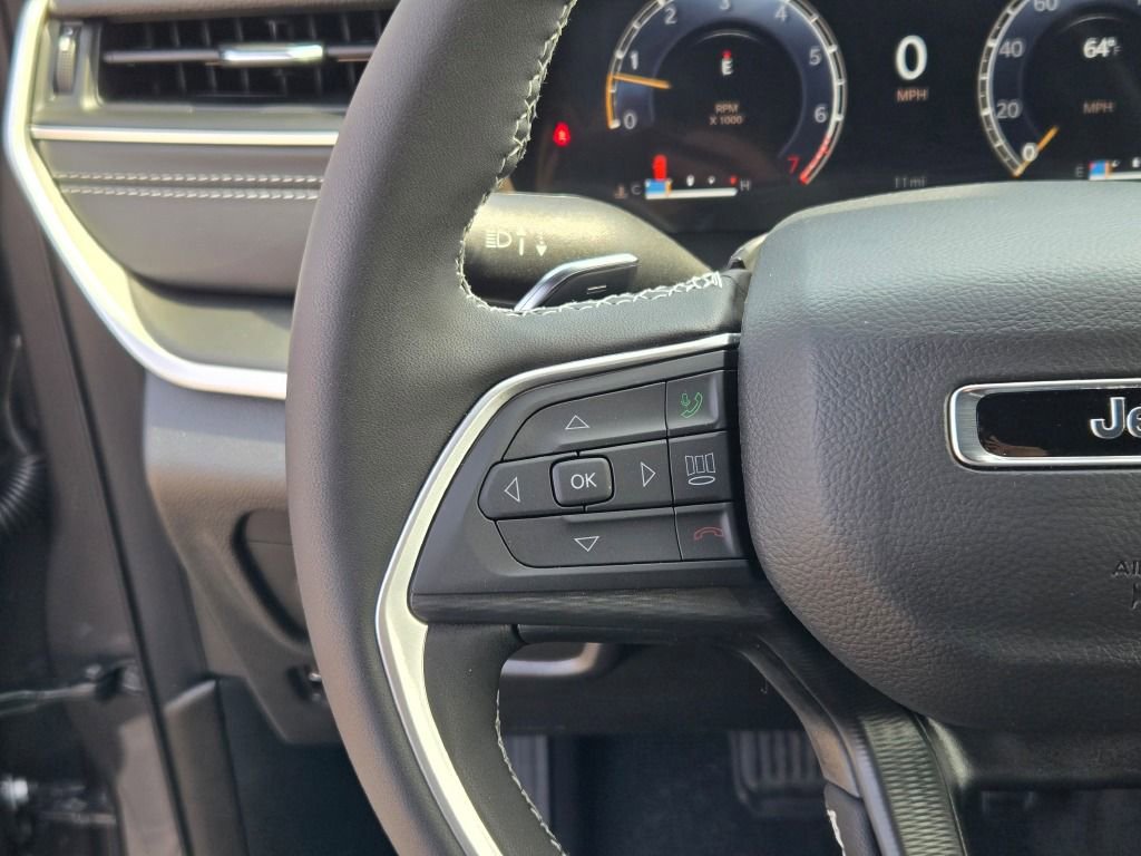 New 2026 Jeep Grand Cherokee Laredo X AWD/4WD image 31