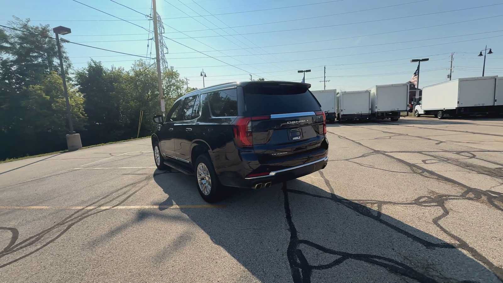 Certified 2025 GMC Yukon Denali AWD/4WD image 6