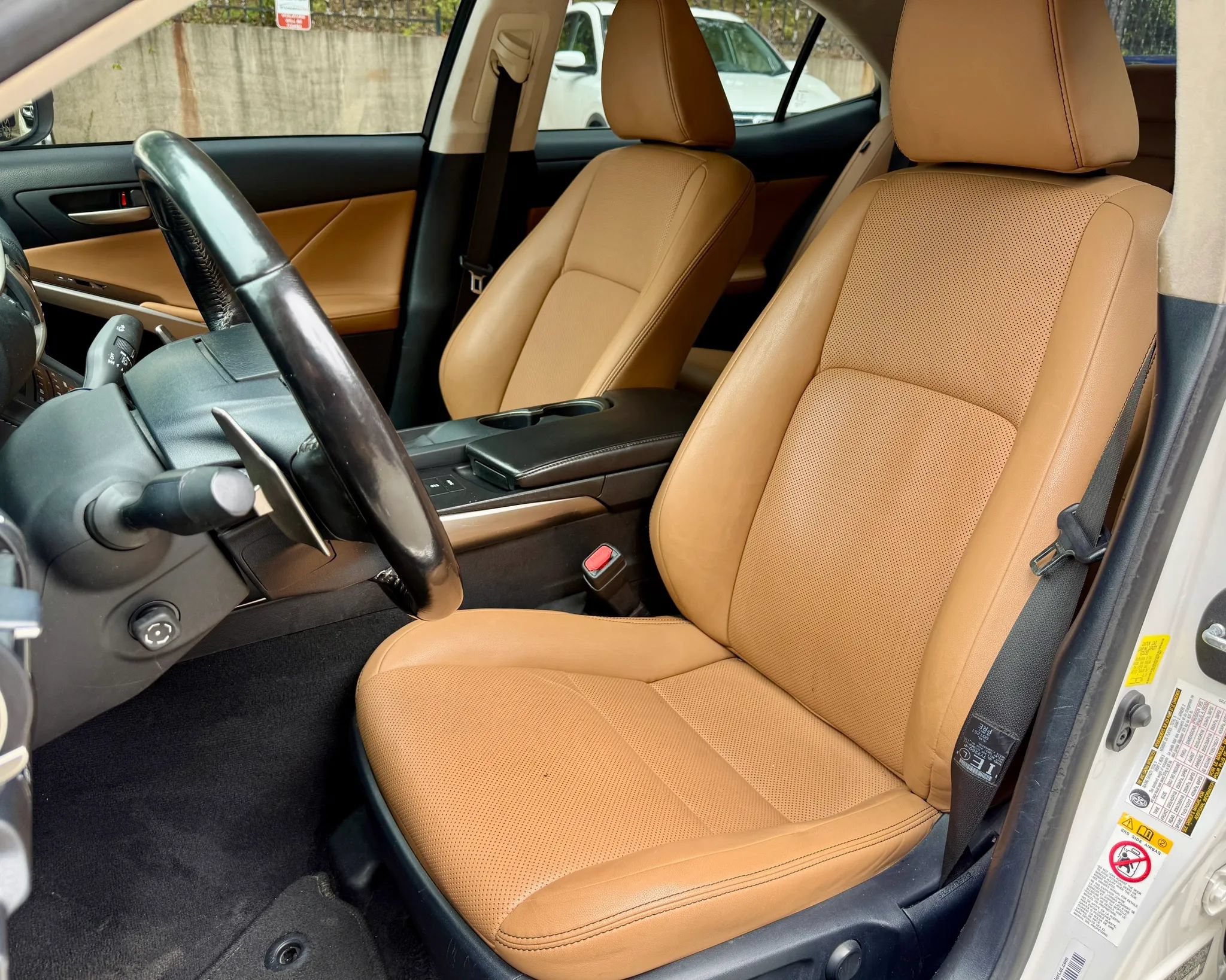 Used 2018 Lexus IS 300 AWD w/ Comfort Package image 11