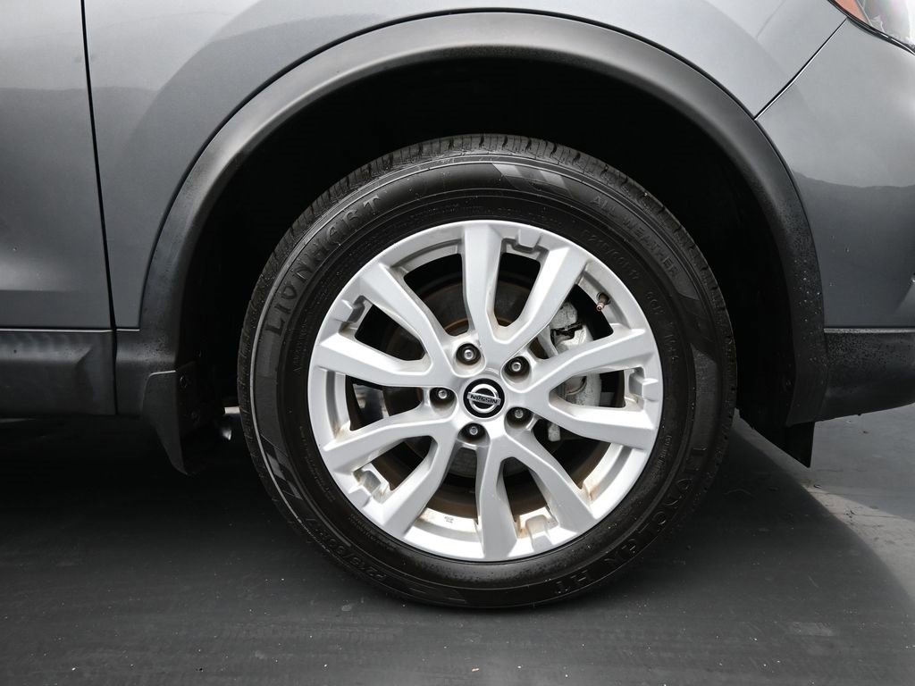 Used 2022 Nissan Rogue Sport S image 10