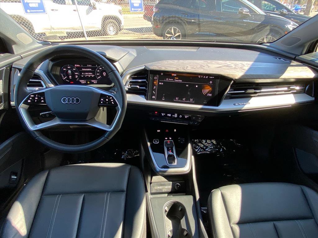 Used 2024 Audi Q4 e-tron Premium w/ Convenience Package image 10