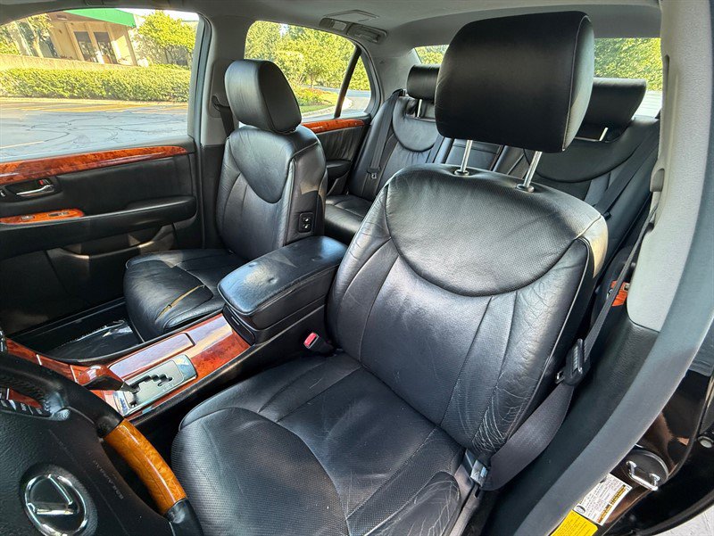 Used 2004 Lexus LS 430 RWD image 14