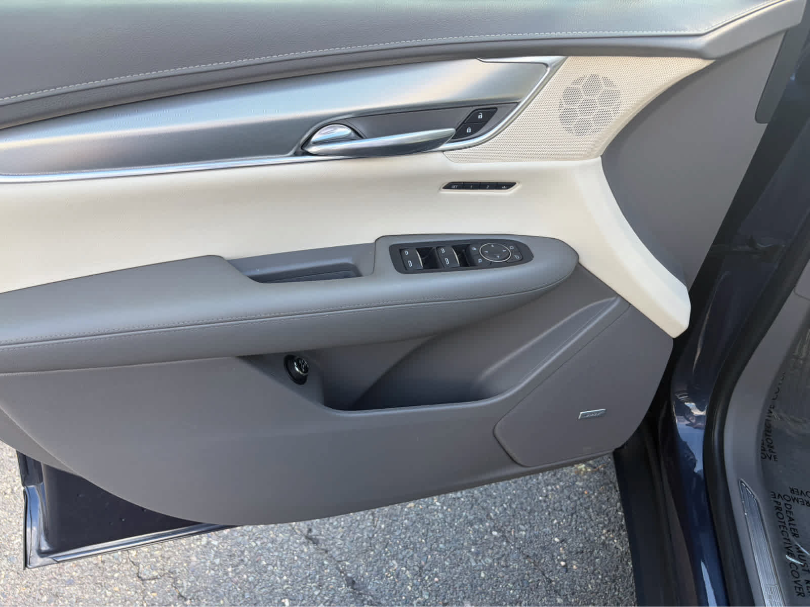 Used 2018 Cadillac XT5 Premium Luxury AWD/4WD image 10