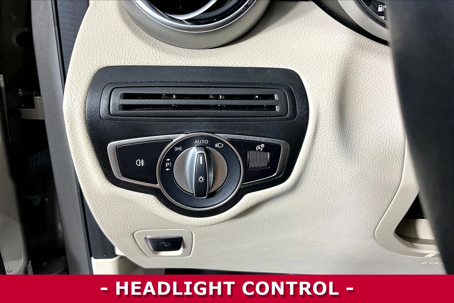 Used 2022 Mercedes-Benz GLC 300 image 37