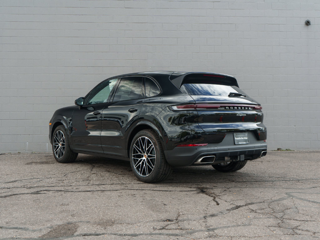 New 2026 Porsche Cayenne AWD/4WD image 3