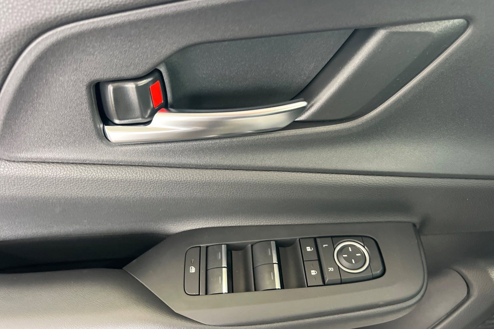 New 2026 Toyota Prius Plug-In Hybrid image 8