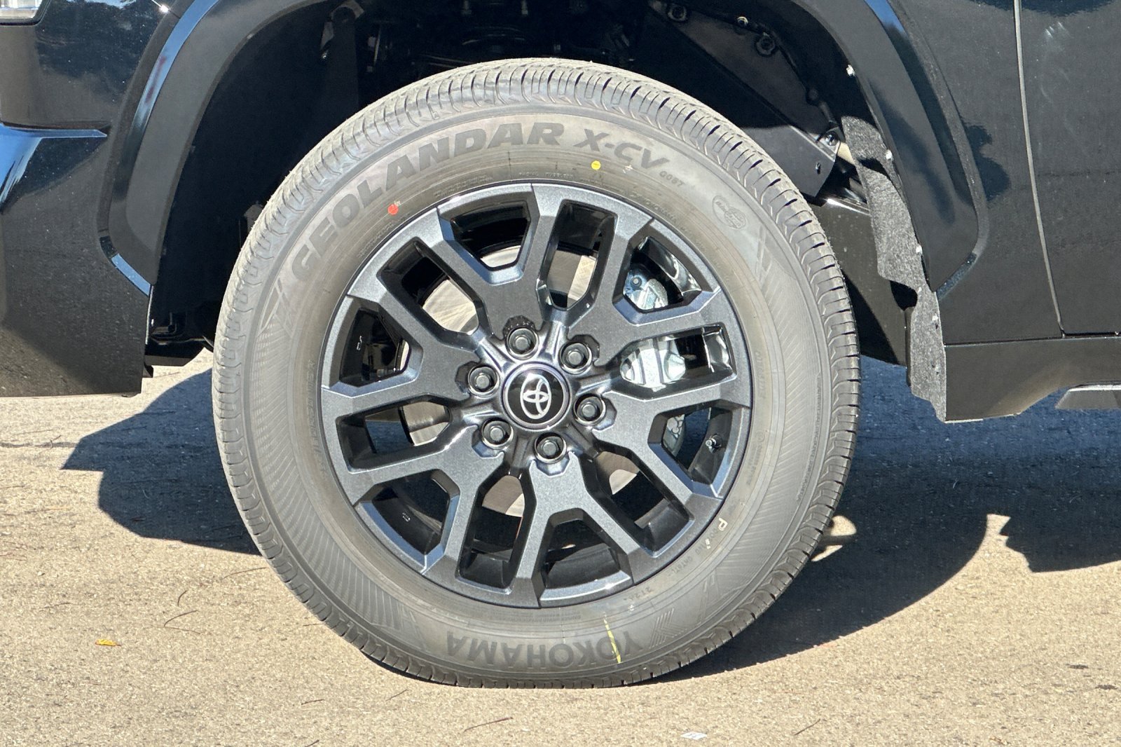 New 2026 Toyota Tundra Platinum AWD/4WD image 32