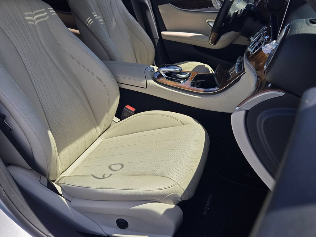 Used 2020 Mercedes-Benz E 350 Sedan image 21