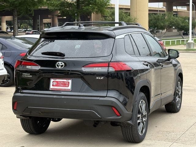 New 2026 Toyota Corolla Cross XLE w/ Convenience Package FWD image 4