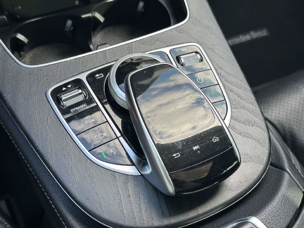 Used 2018 Mercedes-Benz E 300 image 29