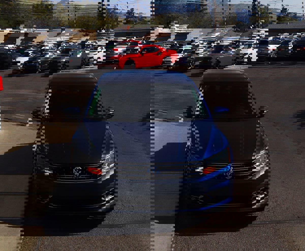 Used 2017 Volkswagen Passat 1.8T S image 15